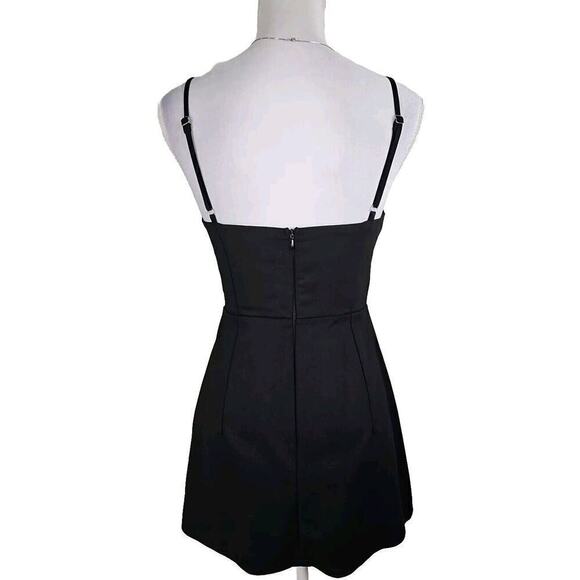 Princess Polly Tristian ~Woman Size US 6~ Black Mini Stretch Dress Unlined. - Picture 3 of 10